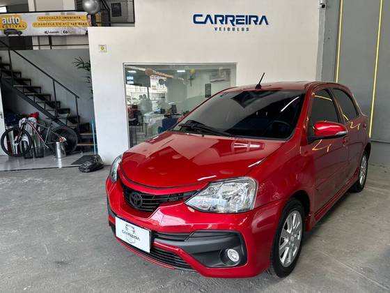 TOYOTA ETIOS 1.5 PLATINUM 16V FLEX 4P AUTOMÁTICO